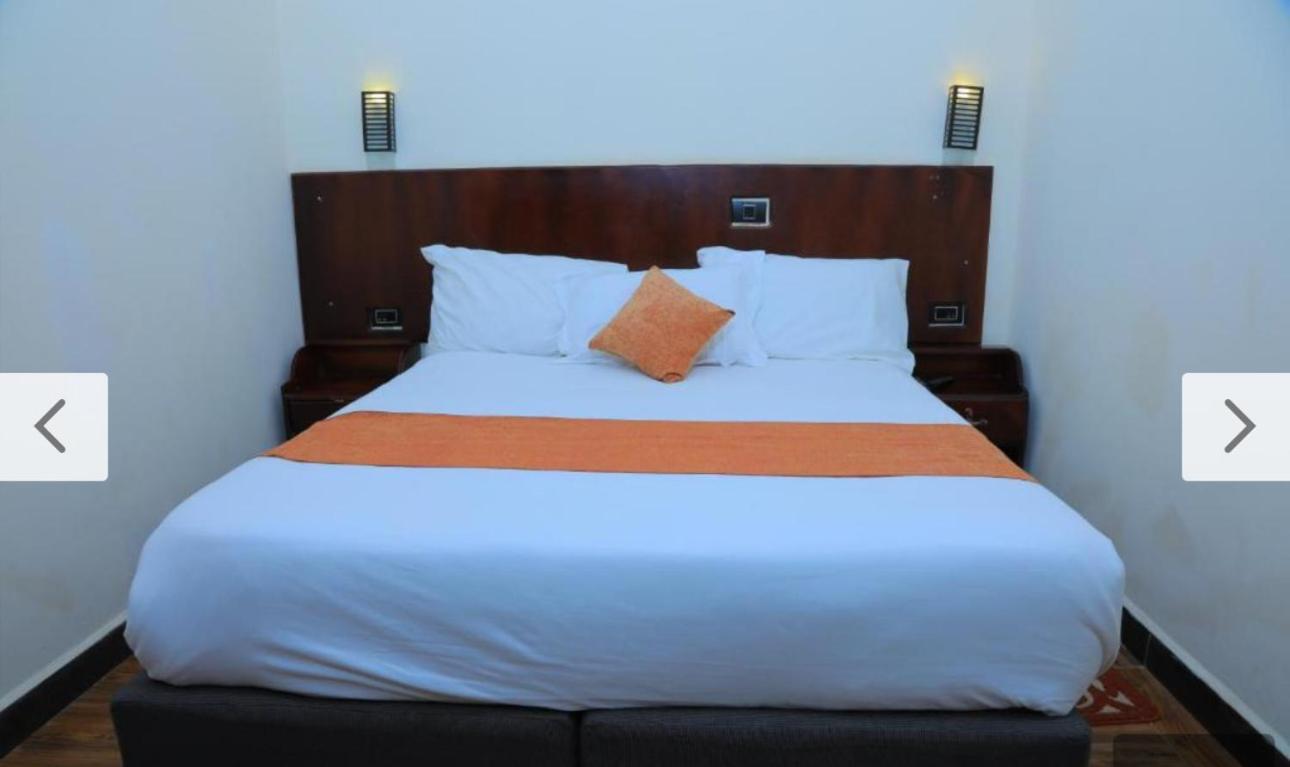 Obelisk Hotel Axum Āksum Buitenkant foto