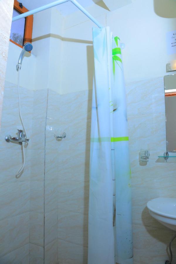 Obelisk Hotel Axum Āksum Buitenkant foto
