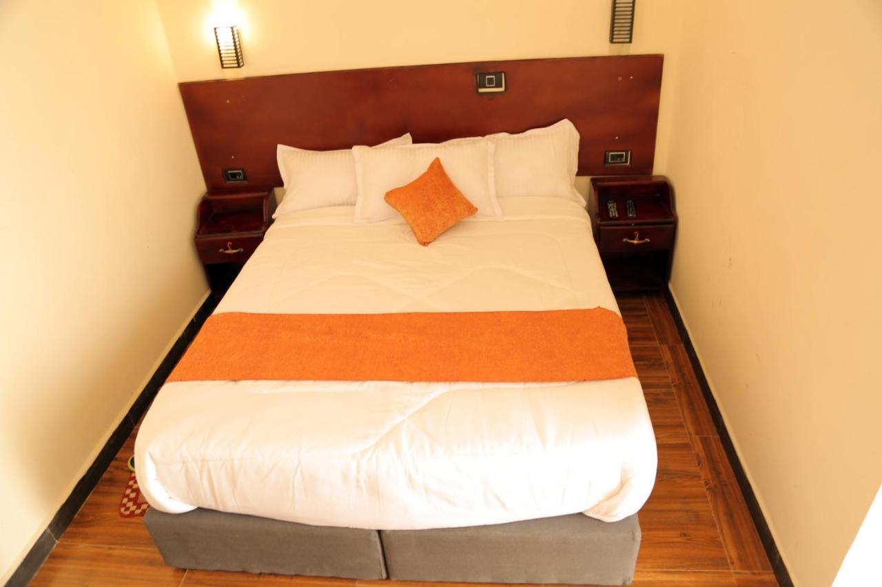 Obelisk Hotel Axum Āksum Buitenkant foto