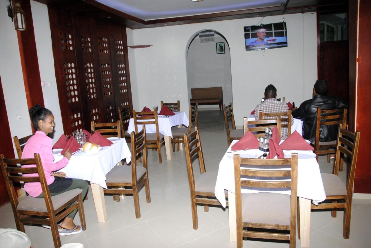 Obelisk Hotel Axum Āksum Buitenkant foto